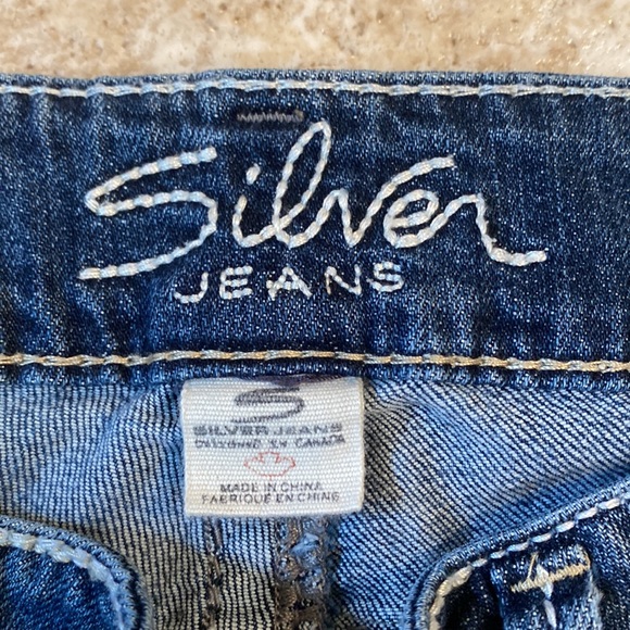 SILVER Suki Capris (if rolled) or cropped jeans - Picture 2 of 7
